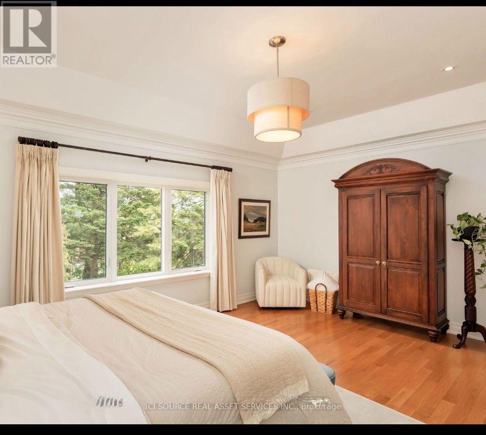 217b Aldercrest Road, Toronto, Ontario  M8W 4J5 - Photo 7 - W13551534