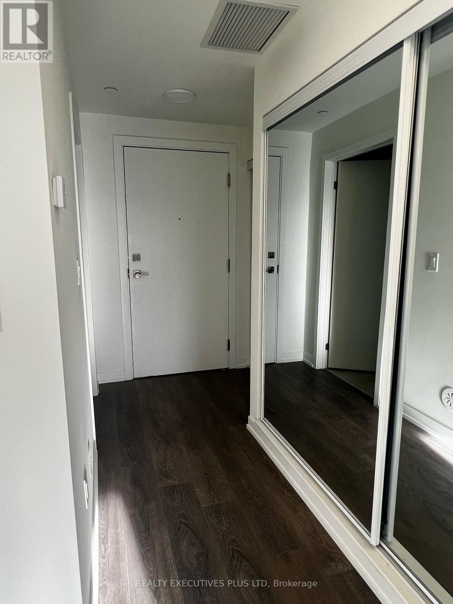 606 - 135 Canon Jackson Drive, Toronto, Ontario  M6M 0C3 - Photo 15 - W13551554