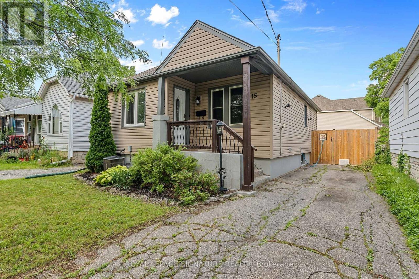 15 RAVINE ROAD, St. Catharines (Oakdale)