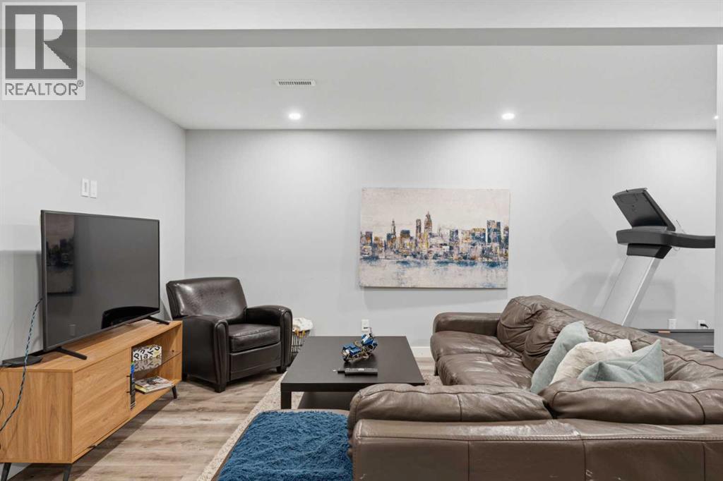 1001, 8000 Wentworth Drive SW, Calgary, Alberta  T3C 0A2 - Photo 20 - A2327692