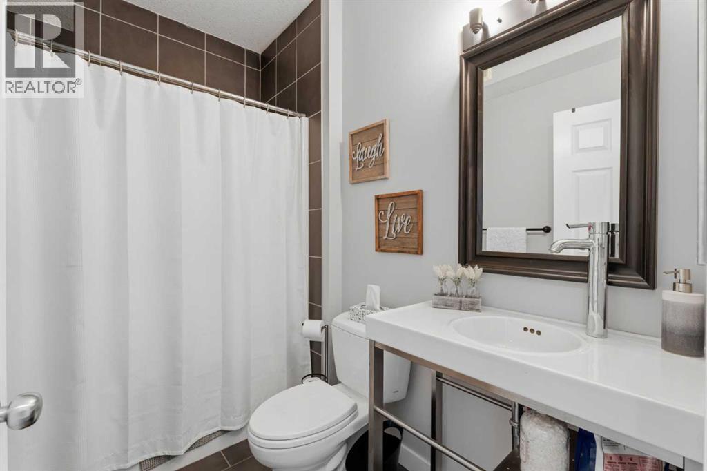 1001, 8000 Wentworth Drive SW, Calgary, Alberta  T3C 0A2 - Photo 18 - A2327692