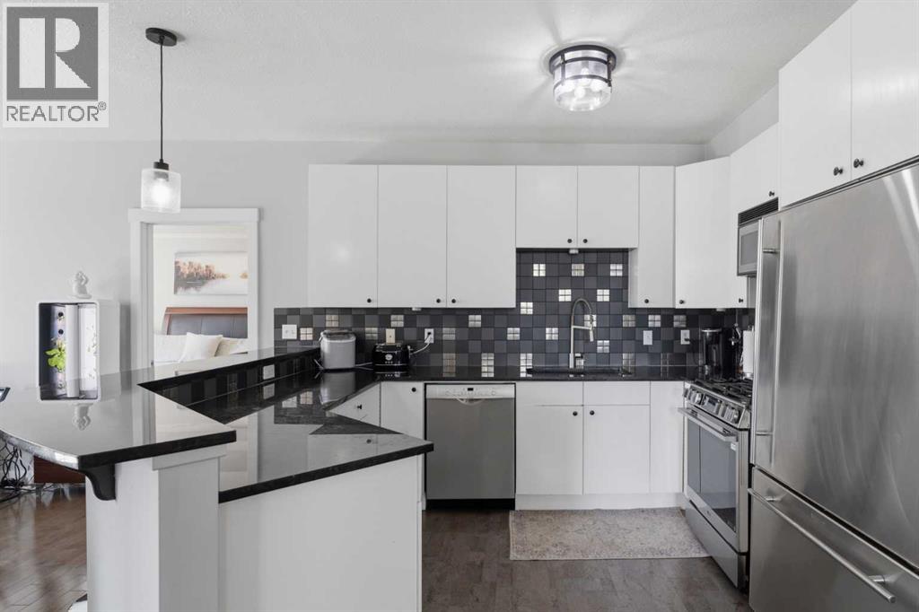 1001, 8000 Wentworth Drive SW, Calgary, Alberta  T3C 0A2 - Photo 7 - A2327692