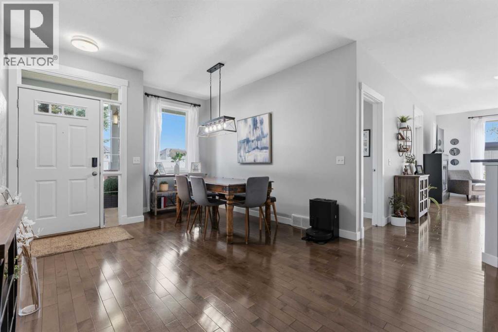 1001, 8000 Wentworth Drive SW, Calgary, Alberta  T3C 0A2 - Photo 4 - A2327692