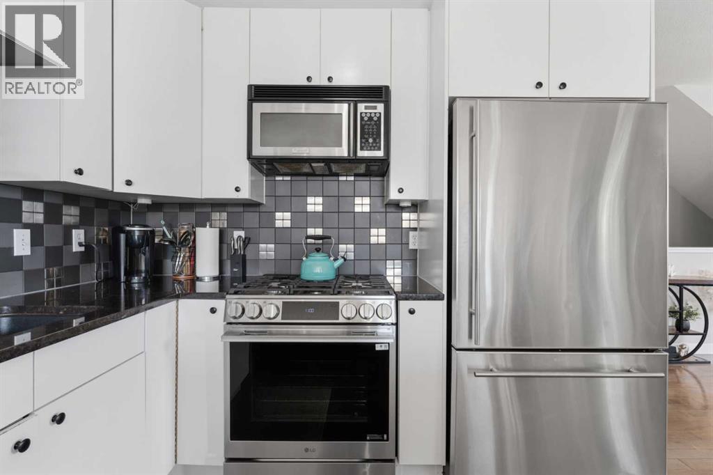 1001, 8000 Wentworth Drive SW, Calgary, Alberta  T3C 0A2 - Photo 8 - A2327692