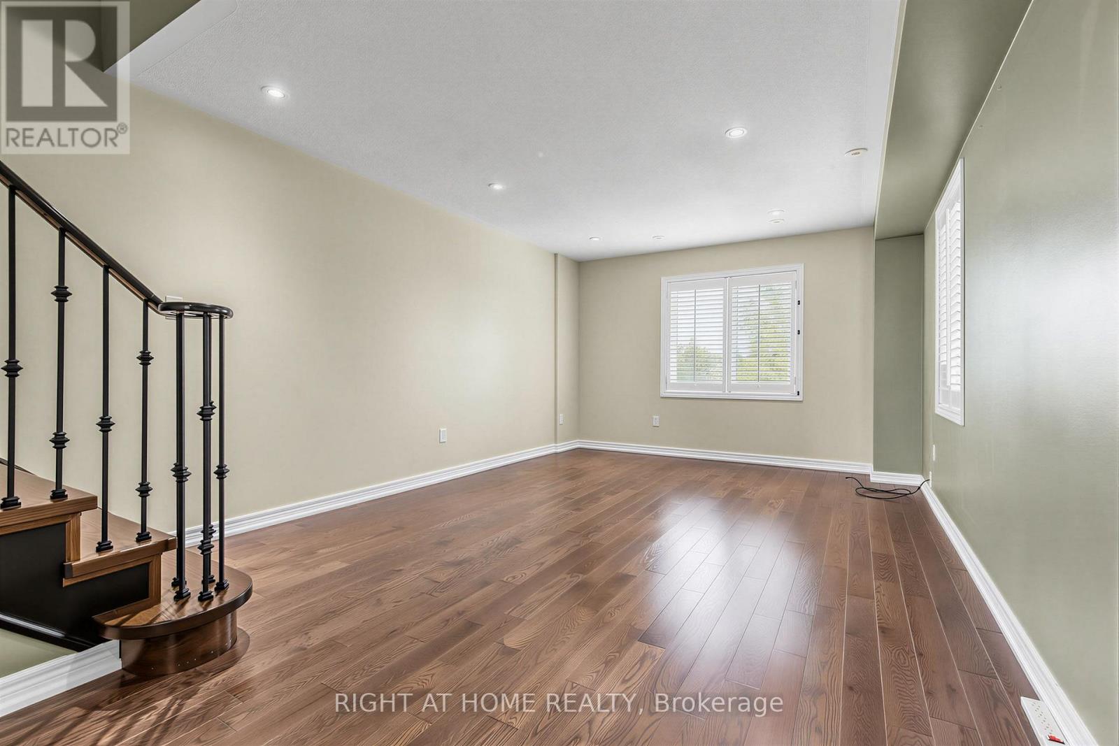 2628 Bur Oak Avenue, Markham, Ontario  L6B 1J2 - Photo 9 - N13244432