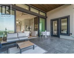 1050 Ledgeview Court, Kelowna, British Columbia  V1W 5M6 - Photo 10 - 10394388
