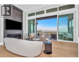 1050 Ledgeview Court, Kelowna, British Columbia  V1W 5M6 - Photo 12 - 10394388