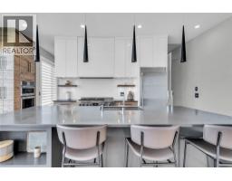 1050 Ledgeview Court, Kelowna, British Columbia  V1W 5M6 - Photo 27 - 10394388