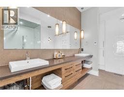 1050 Ledgeview Court, Kelowna, British Columbia  V1W 5M6 - Photo 37 - 10394388
