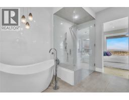 1050 Ledgeview Court, Kelowna, British Columbia  V1W 5M6 - Photo 38 - 10394388