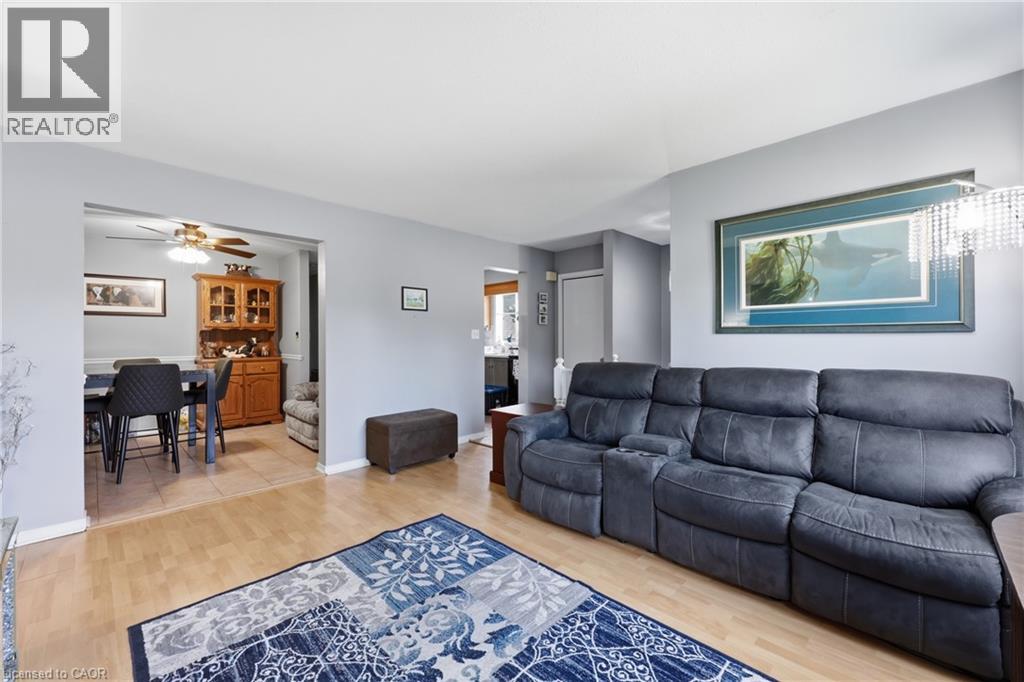 5709 Deerbrook Street, Niagara Falls, Ontario  L2G 7V6 - Photo 7 - 40845352