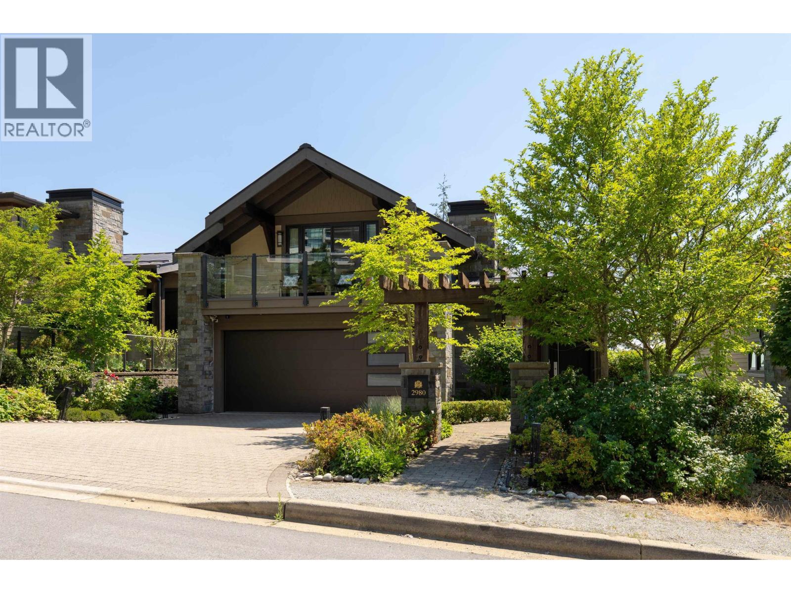 2980 BURFIELD PLACE, West Vancouver, British Columbia