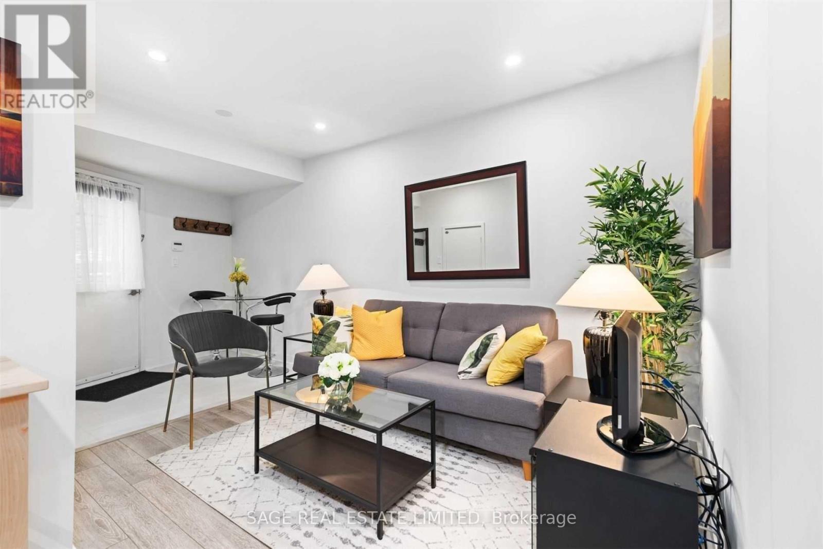 492 King Street E, Toronto (Moss Park), Ontario  M5A 1L8 - Photo 2 - C13551660