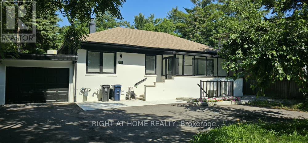 61 GLADYS ROAD, Toronto, Ontario