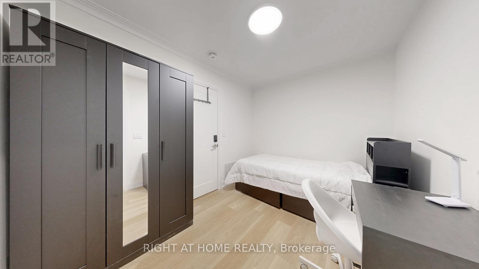 61 Gladys Road, Toronto, Ontario M1C 1C7 - Photo 2 - E13551656