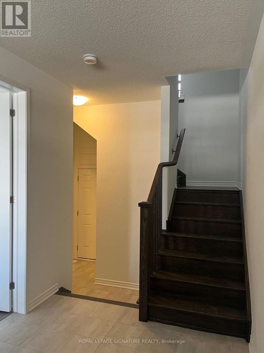 17 - 1259 Lily Crescent, Milton, Ontario L9E 2C1 - Photo 2 - W13551652