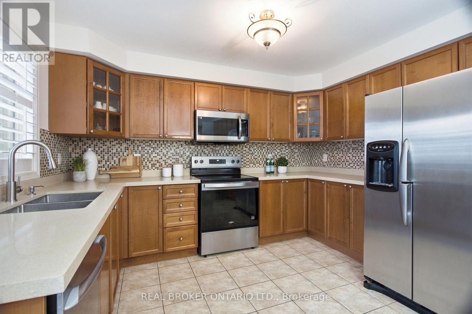 35 Bonavista Drive, Brampton, Ontario  L6X 0N2 - Photo 20 - W13551700