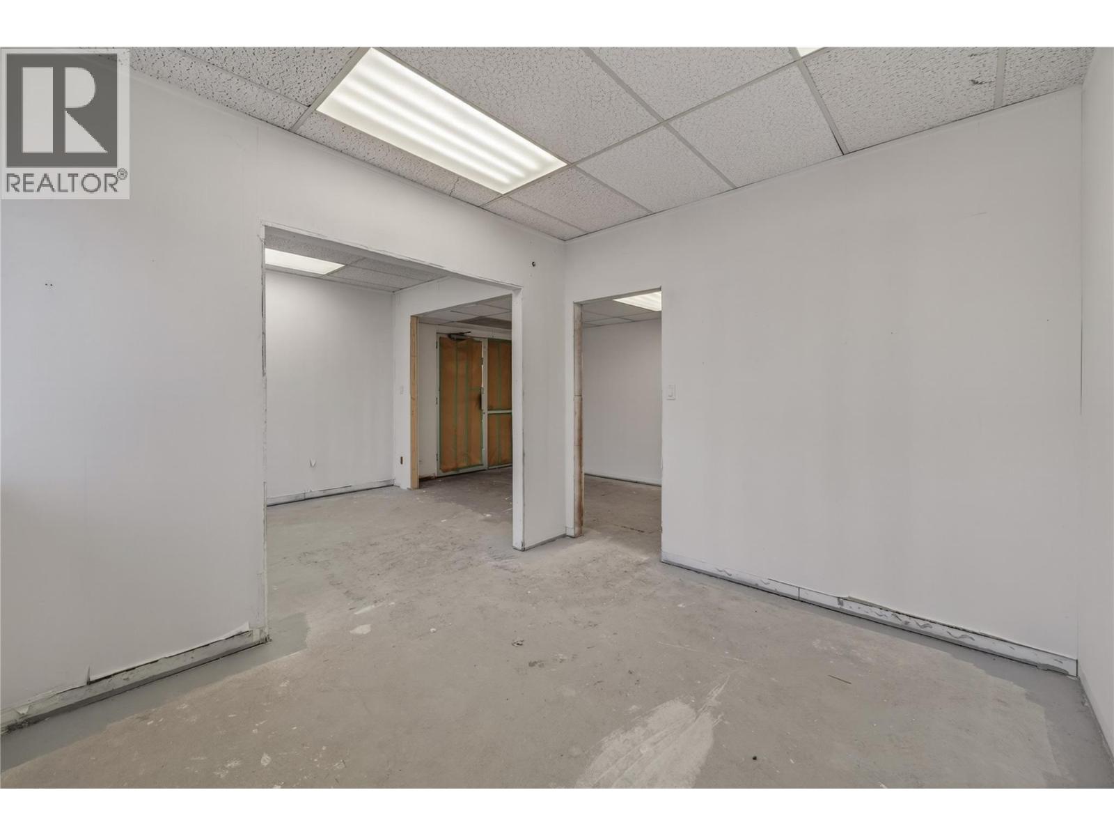 Listing image 24