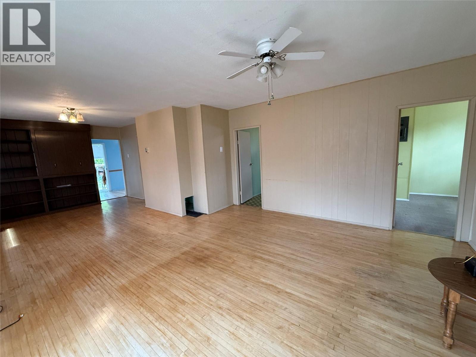 1101 9th Avenue, Fernie, British Columbia  V0B 1M0 - Photo 14 - 10394183