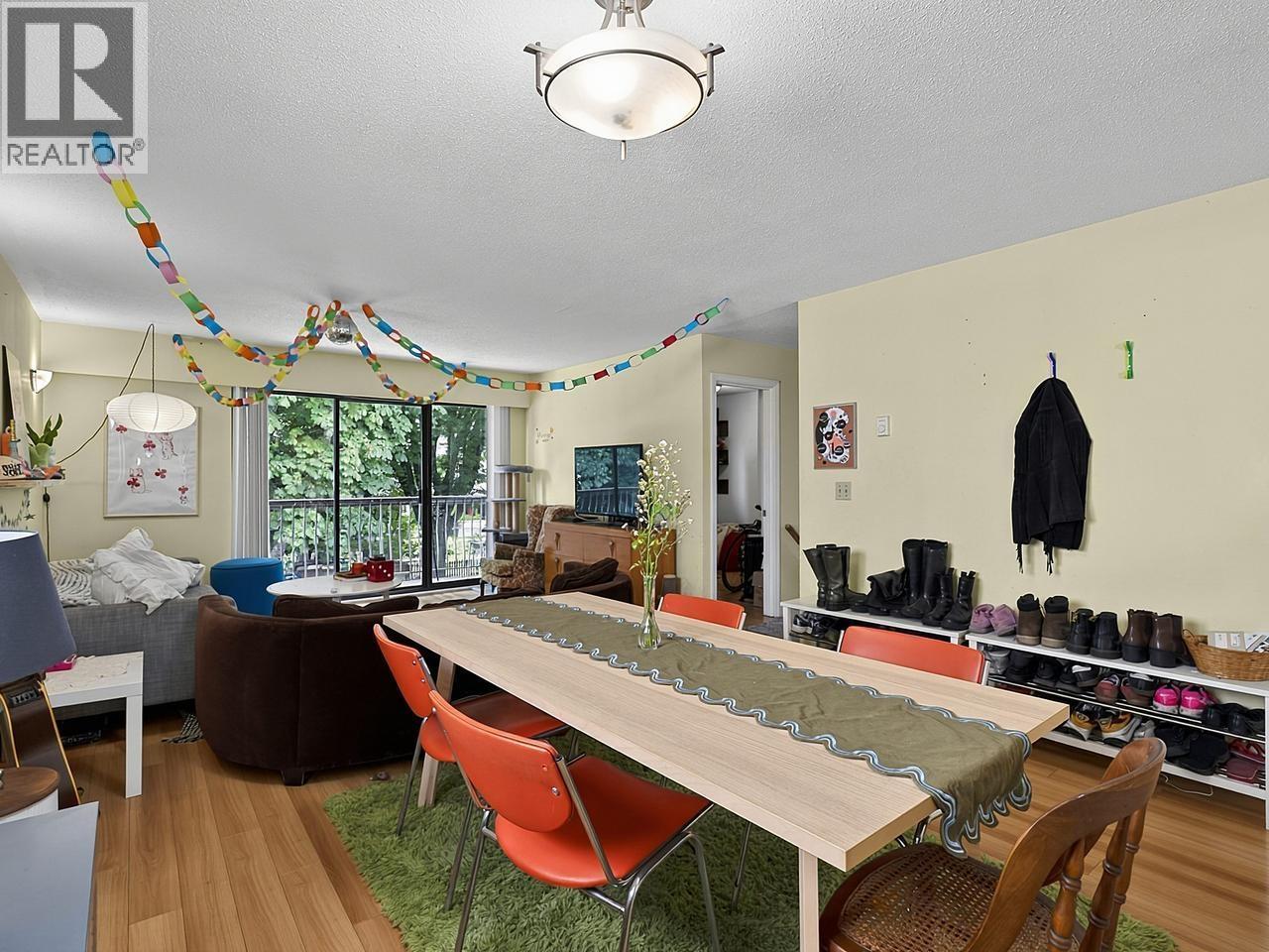 440-442 E 10th Avenue, Vancouver, British Columbia V5T 2A1 - Photo 3 - R3143462