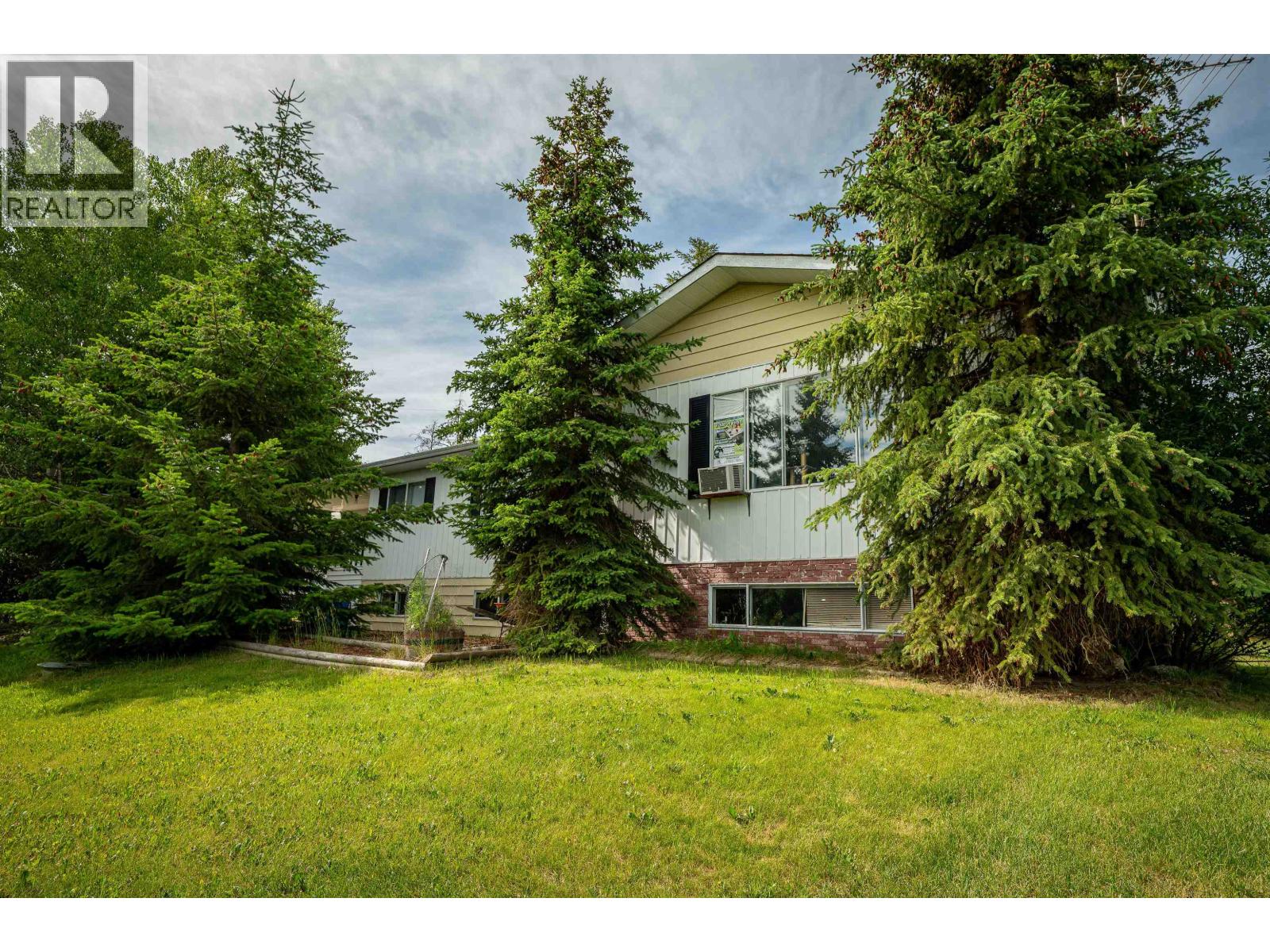 3054 DOG CREEK ROAD, Williams Lake