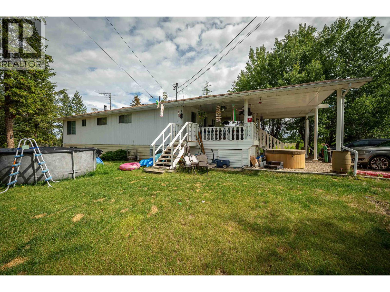 3054 Dog Creek Road, Williams Lake, British Columbia  V2G 4X2 - Photo 3 - R3145222