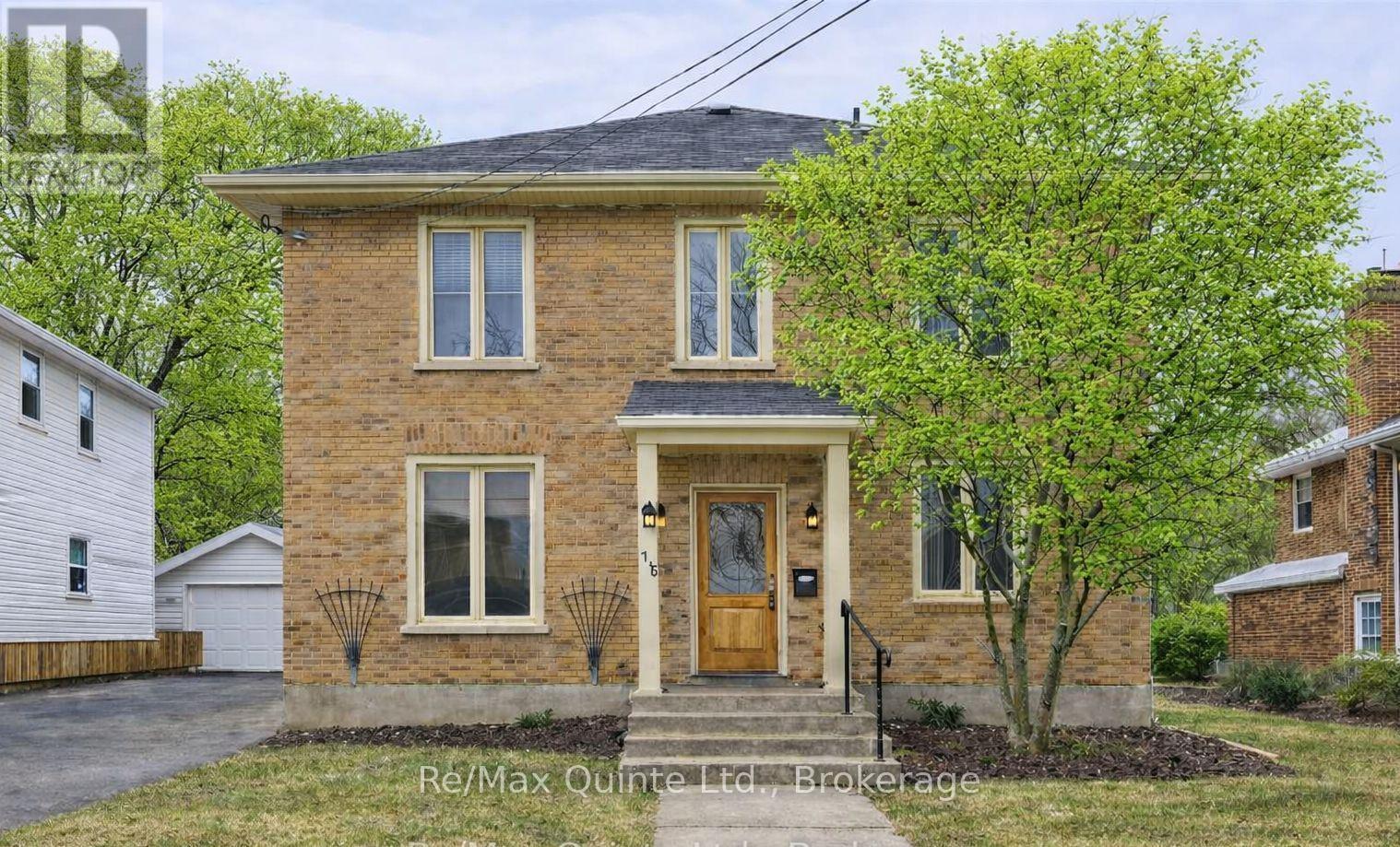 185 FOSTER AVENUE, Belleville, Ontario