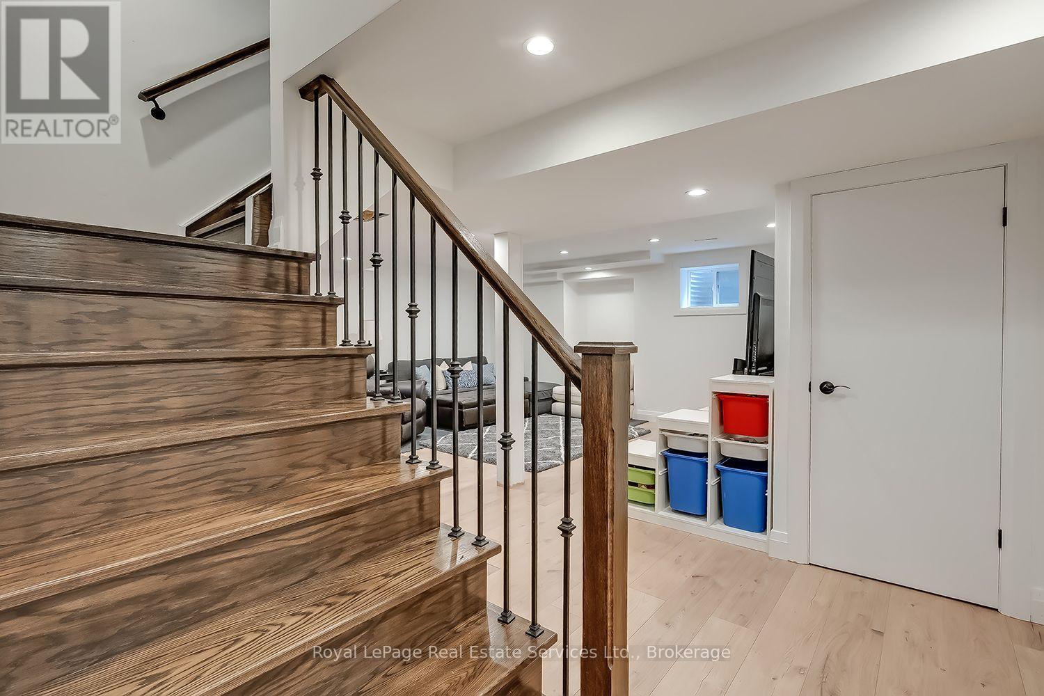 1484 Princeton Crescent, Oakville (Jc Joshua Creek), Ontario  L6H 4H3 - Photo 23 - W13551772