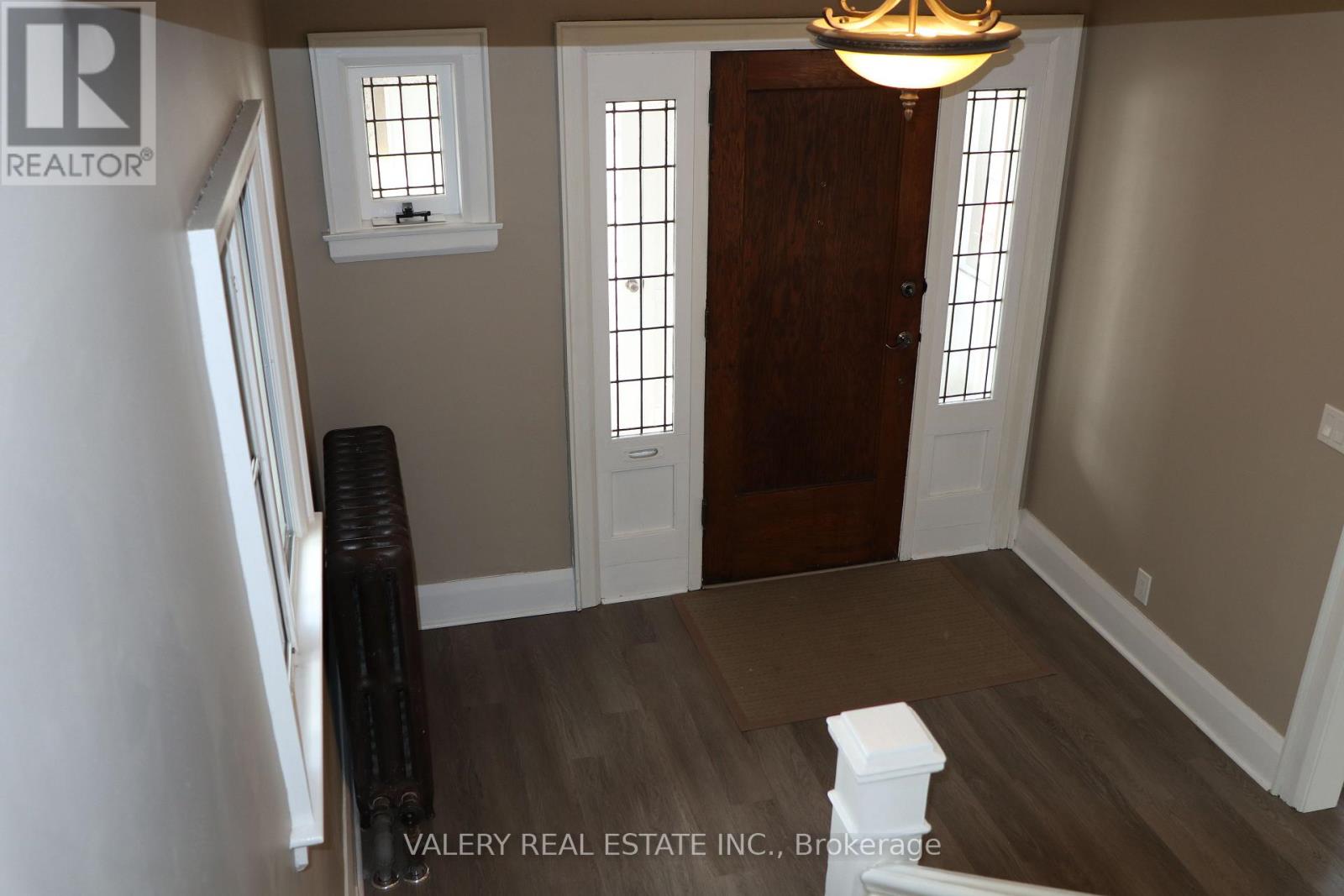 207 Oakwood Avenue, Toronto, Ontario  M6E 2V3 - Photo 19 - C13551822