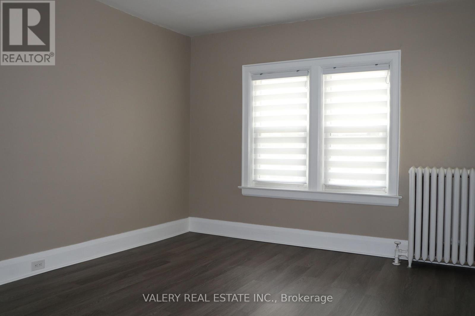 207 Oakwood Avenue, Toronto, Ontario  M6E 2V3 - Photo 24 - C13551822