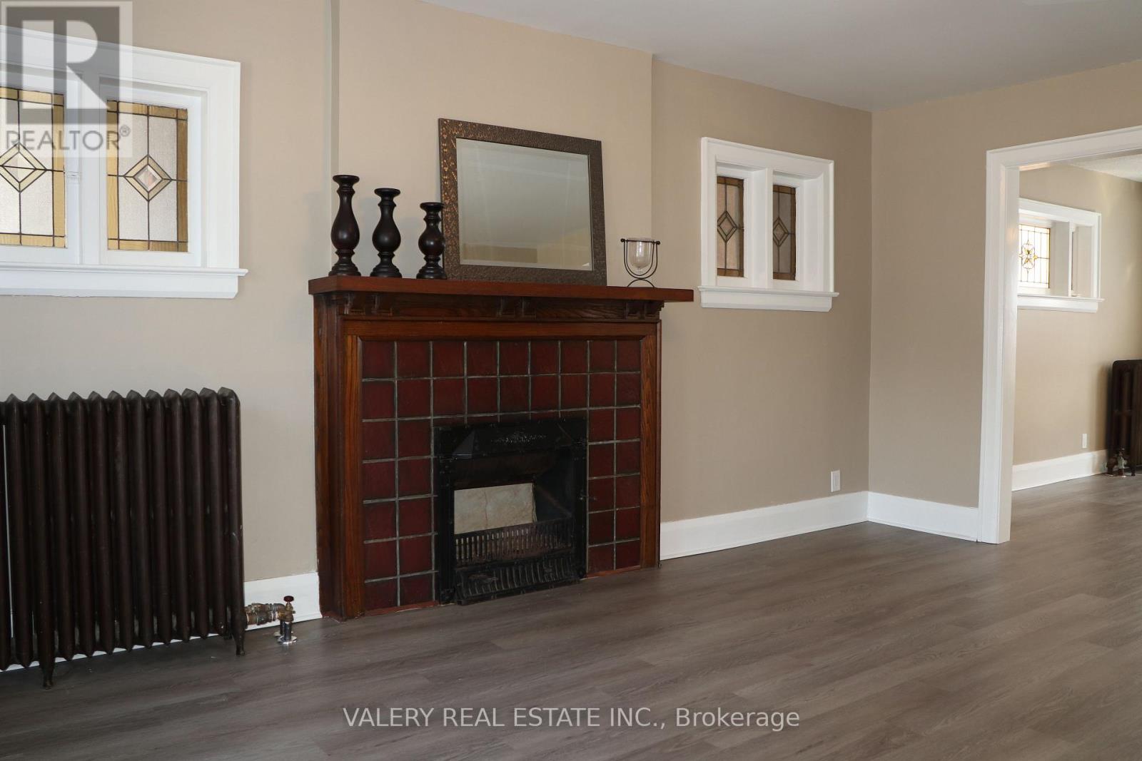 207 Oakwood Avenue, Toronto, Ontario  M6E 2V3 - Photo 7 - C13551822