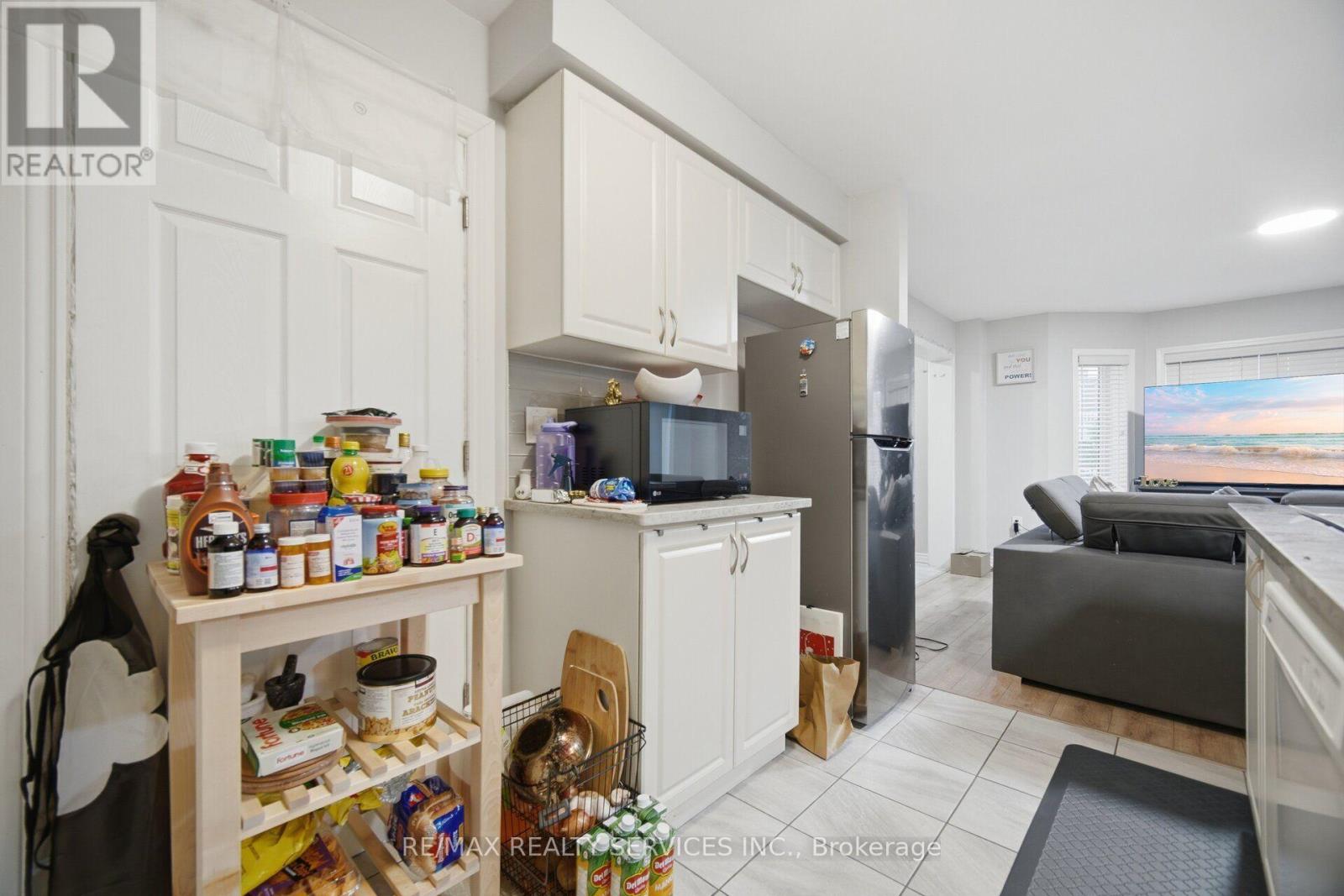 Upper - 75 Benhurst Crescent, Brampton, Ontario  L7A 5A5 - Photo 19 - W13551728