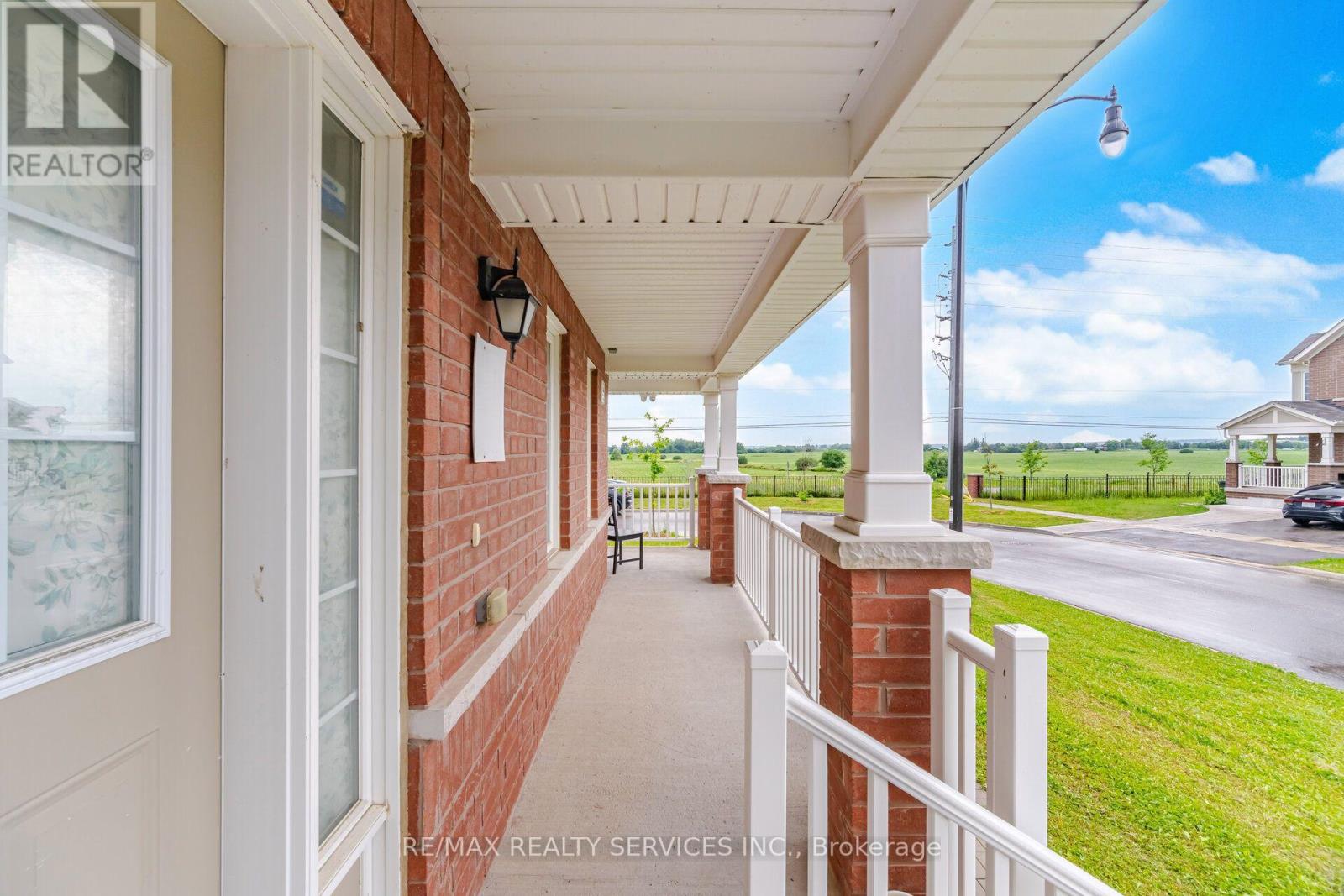 Upper - 75 Benhurst Crescent, Brampton, Ontario  L7A 5A5 - Photo 8 - W13551728