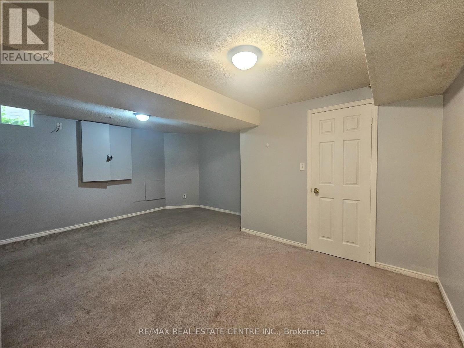 #2 - 1618 Mistburn Court, Mississauga (East Credit), Ontario  L5M 3X3 - Photo 11 - W13551798