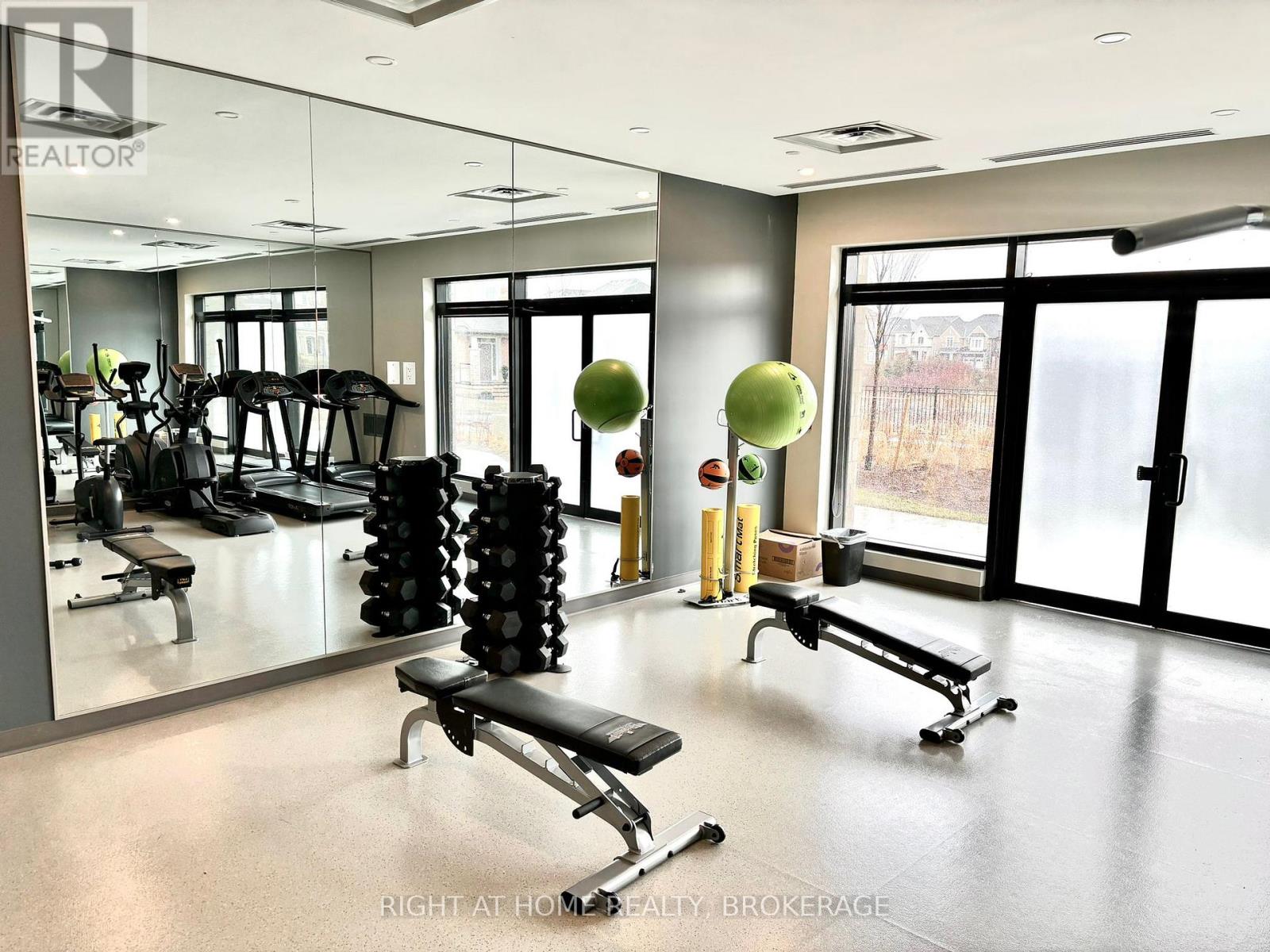 301 - 3285 Carding Mill Trail, Oakville, Ontario  L6M 5P7 - Photo 13 - W13551818