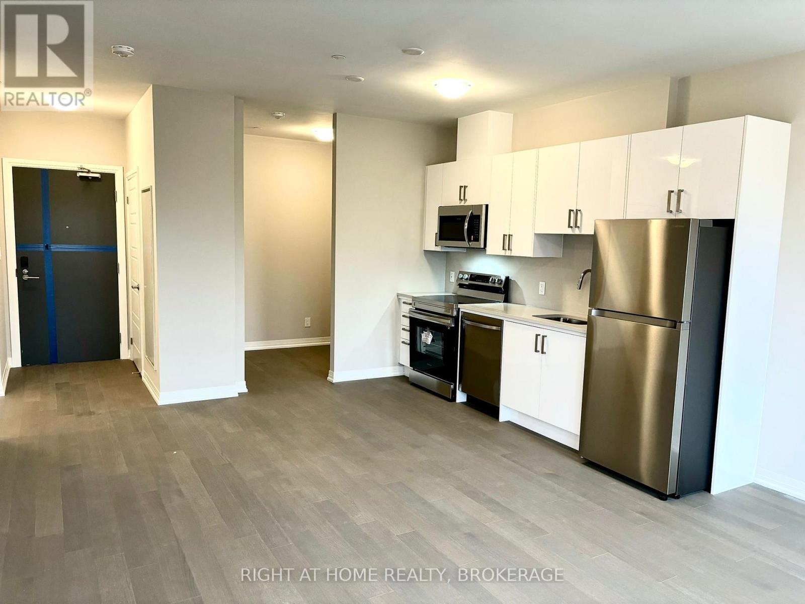 301 - 3285 Carding Mill Trail, Oakville, Ontario  L6M 5P7 - Photo 3 - W13551818