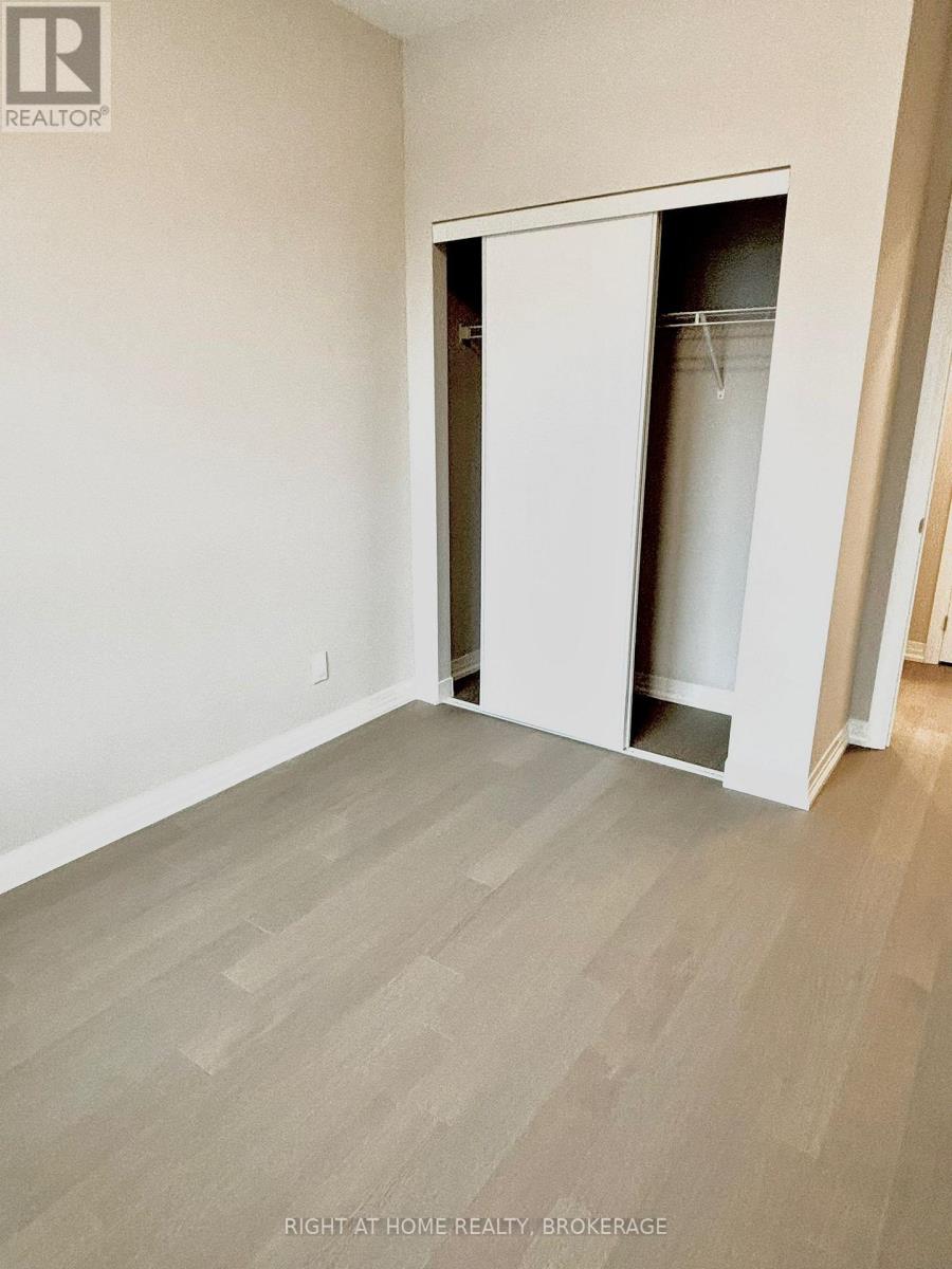 301 - 3285 Carding Mill Trail, Oakville, Ontario  L6M 5P7 - Photo 6 - W13551818
