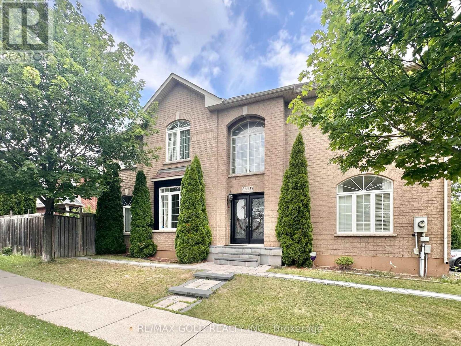2293 BARONWOOD DRIVE, Oakville, Ontario