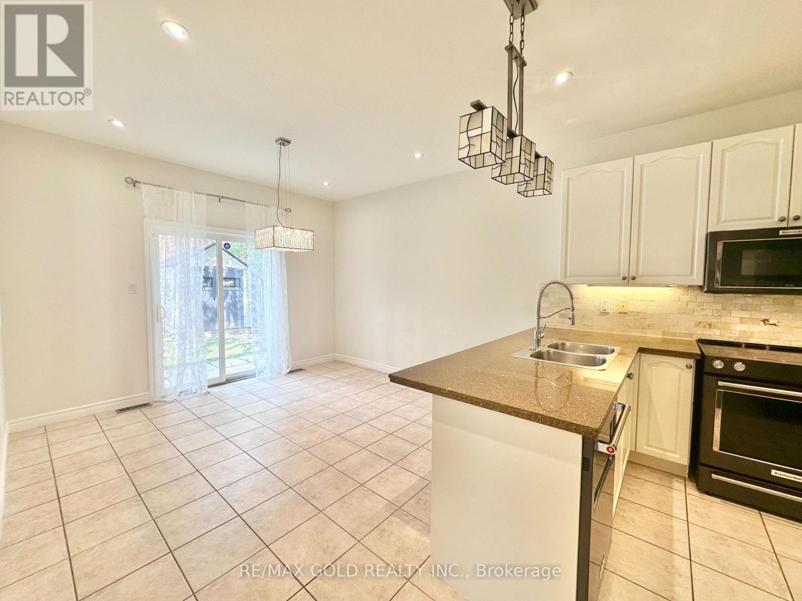 2293 Baronwood Drive, Oakville, Ontario  L6M 4Z6 - Photo 16 - W13551828