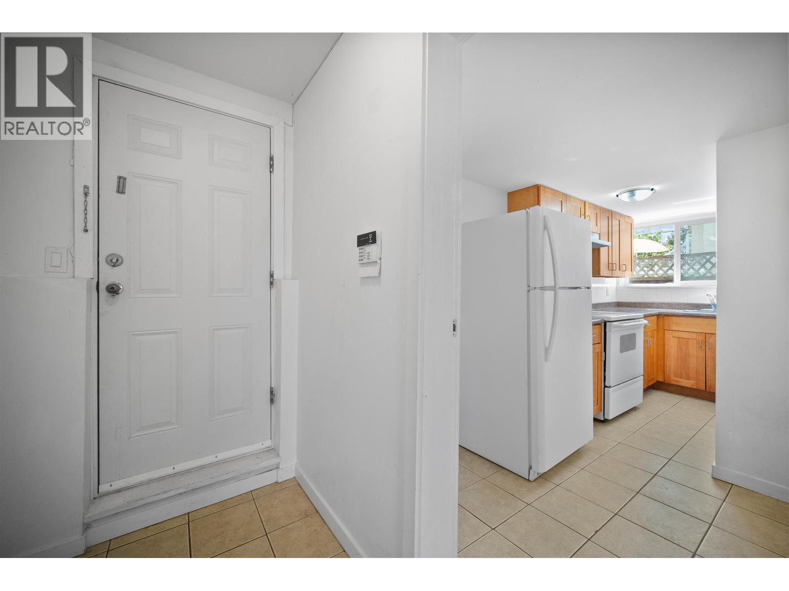 7238 Stirling Street, Vancouver, British Columbia V5P 4H5 - Photo 16 - R3145201