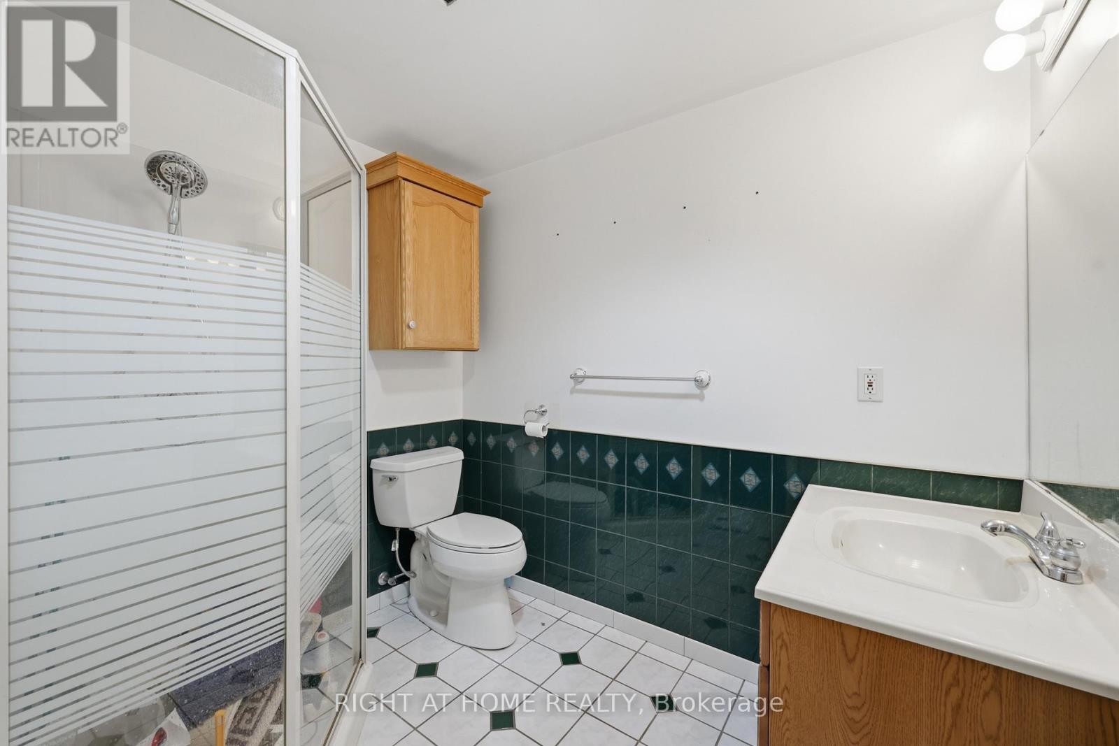 5709 Deerbrook Street, Niagara Falls, Ontario  L2G 7V6 - Photo 21 - X13551724