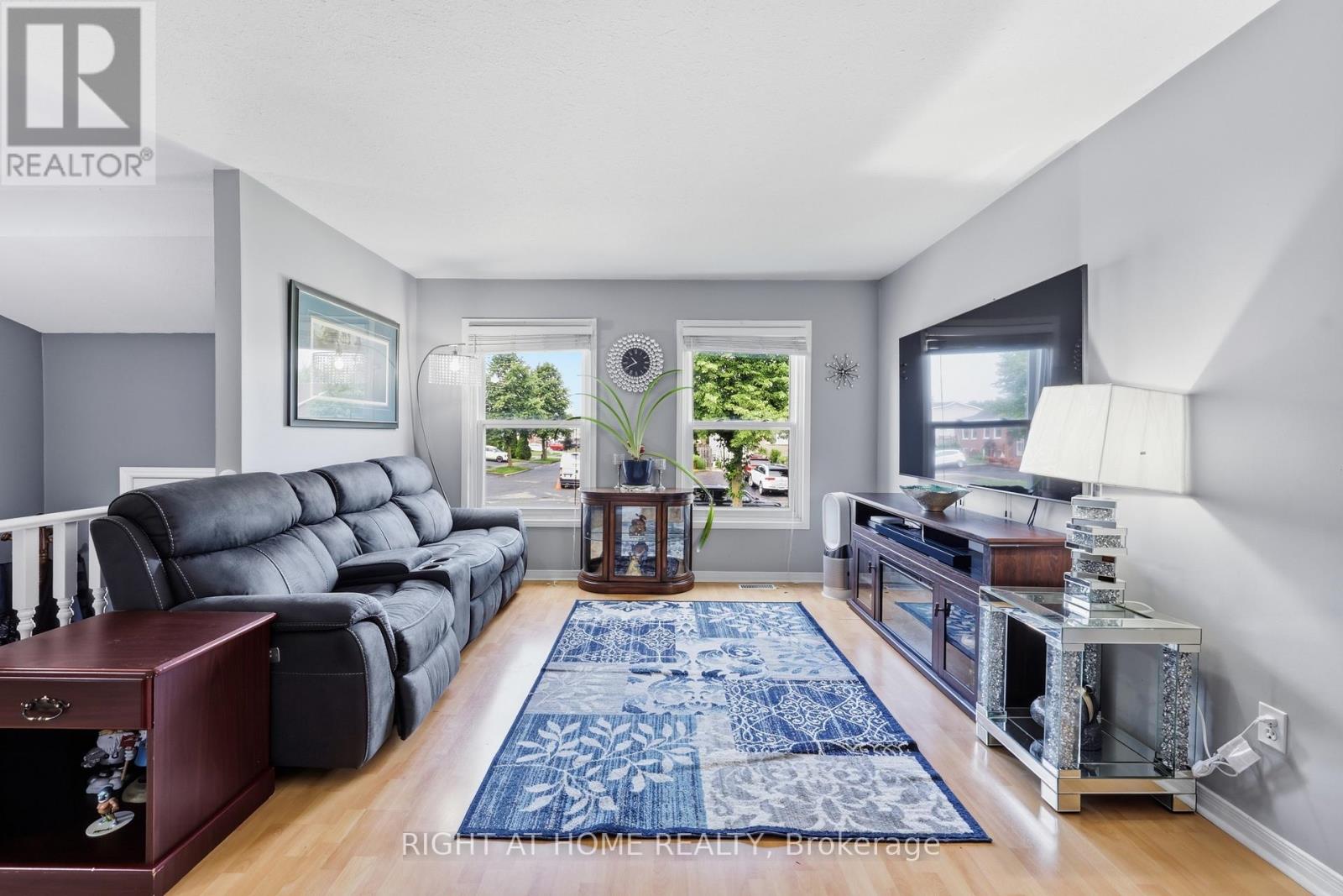5709 Deerbrook Street, Niagara Falls, Ontario  L2G 7V6 - Photo 6 - X13551724
