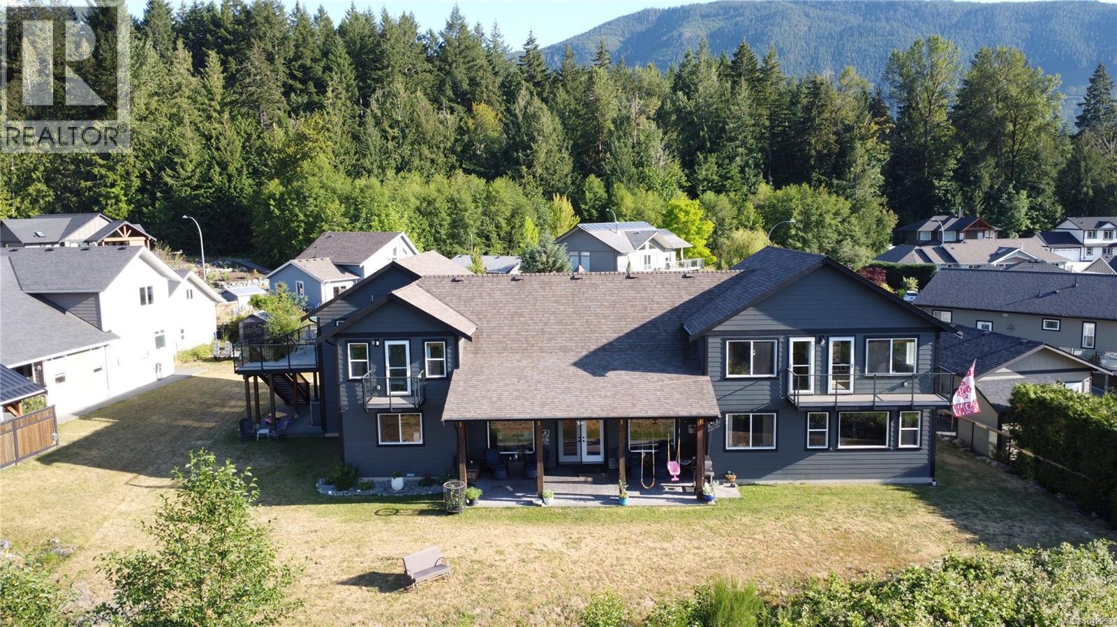 213 Tal Cres, Lake Cowichan, British Columbia  V0R 2G0 - Photo 2 - 1042993