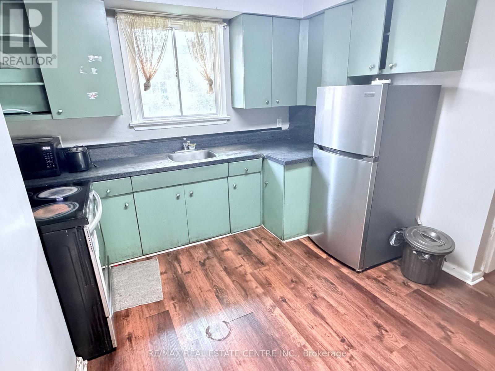 52 Sharbot Avenue, Toronto, Ontario  M1H 1Z1 - Photo 12 - E13551874