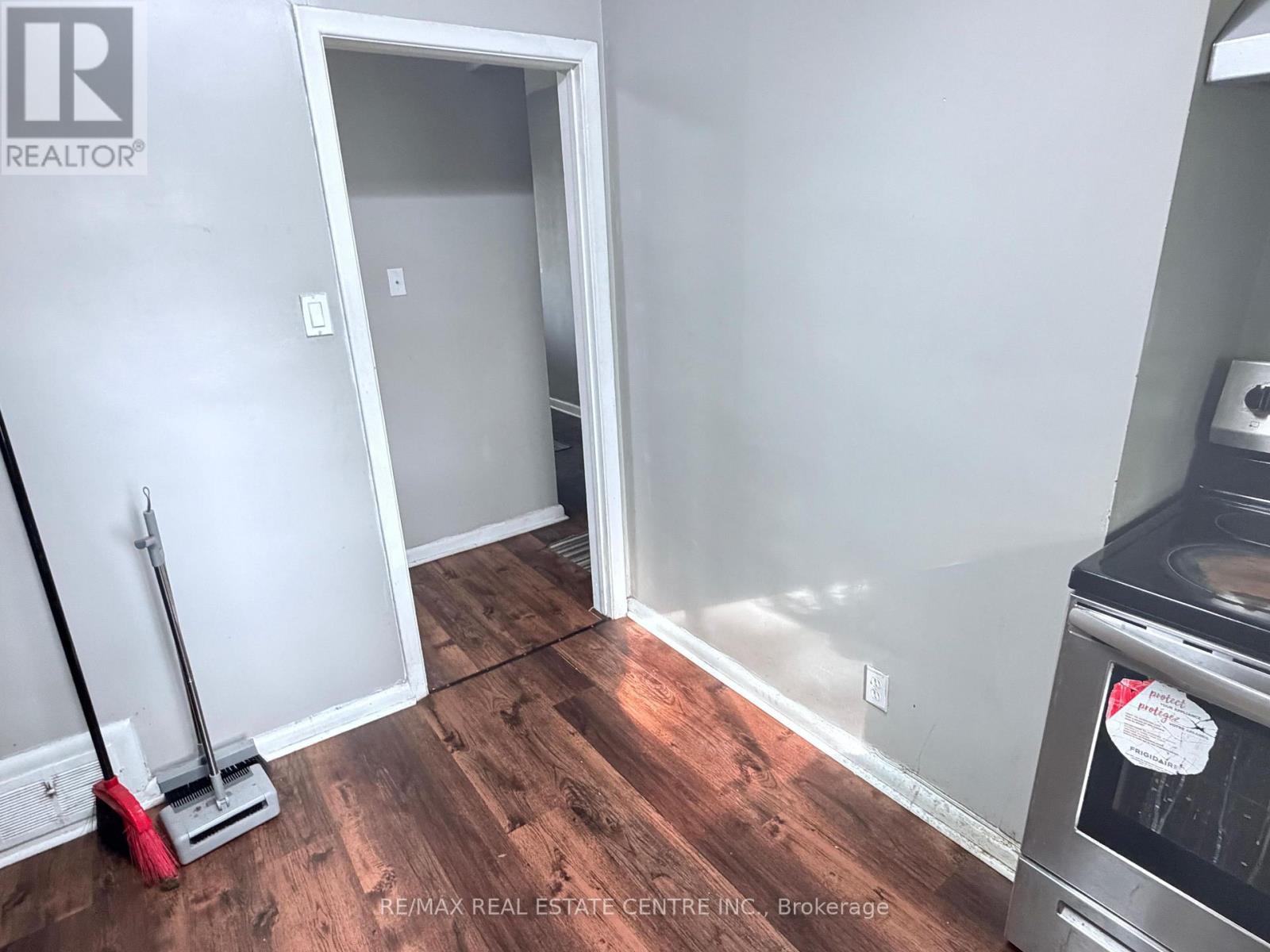 52 Sharbot Avenue, Toronto, Ontario  M1H 1Z1 - Photo 13 - E13551874