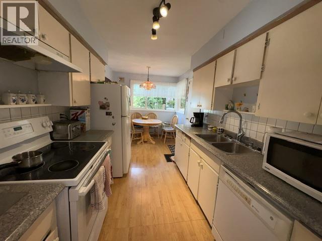 12314 Fulton Street, Maple Ridge, British Columbia V2X 6L5 - Photo 16 - R3145215
