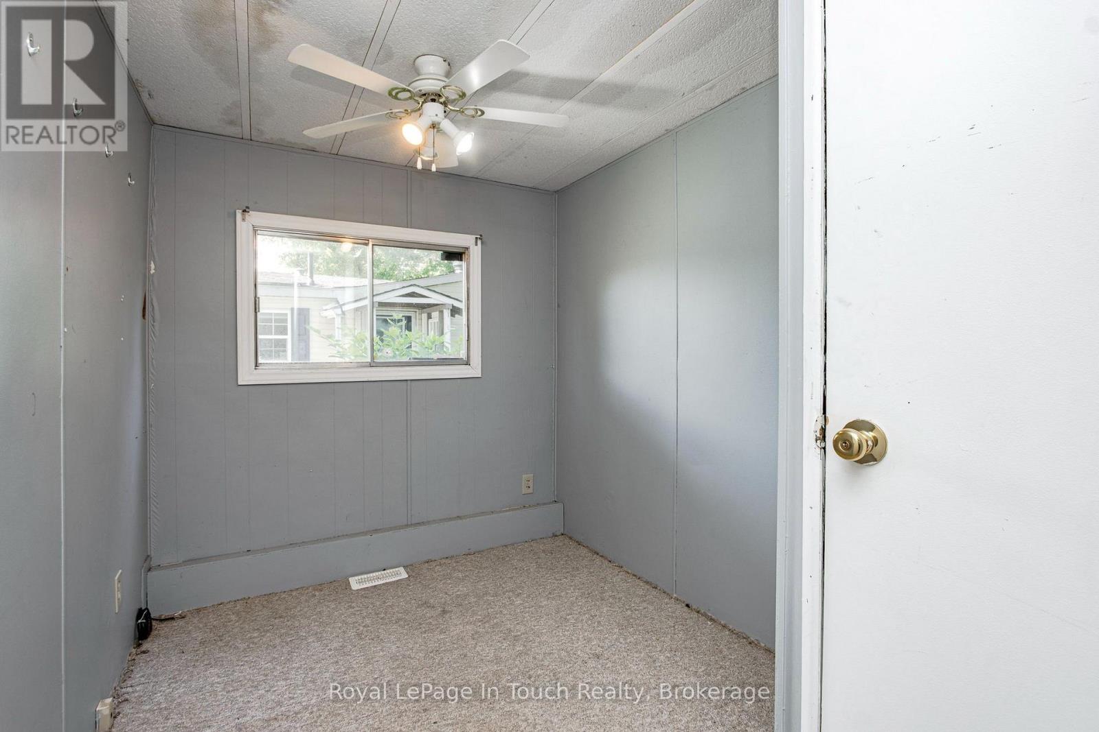 21 Vics Road, Midland, Ontario  L4R 4K3 - Photo 14 - S13551836