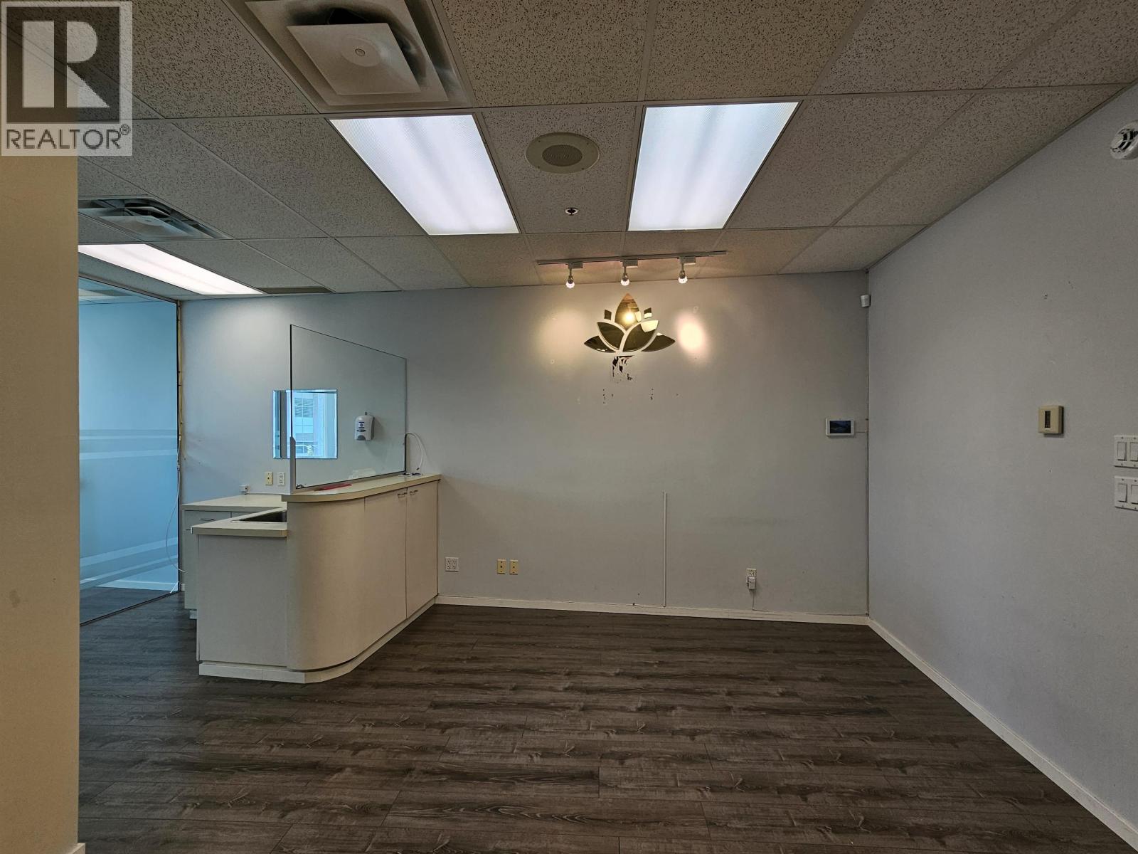 415 4538 KINGSWAY