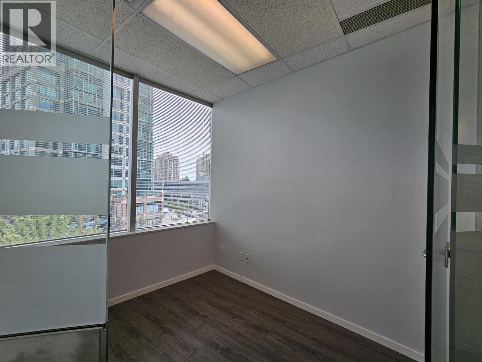 415 4538 Kingsway, Burnaby, British Columbia  V5H 4T9 - Photo 5 - C8080352