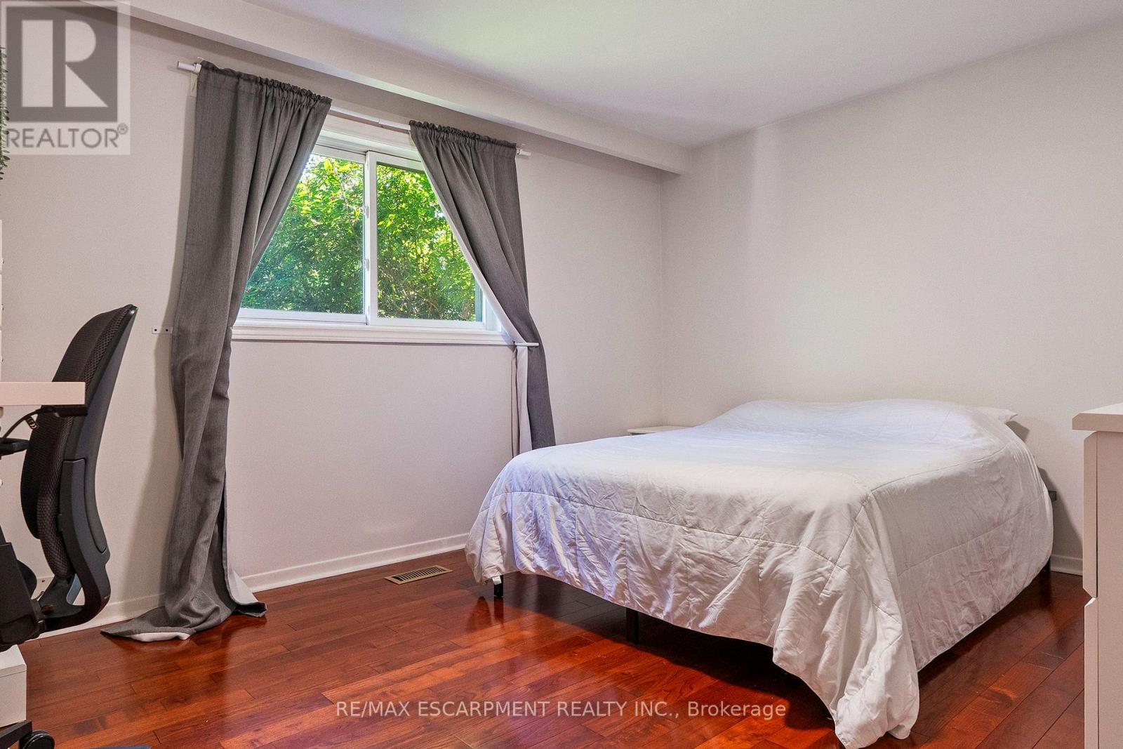 2506 Yarmouth Crescent, Oakville, Ontario  L6L 2M8 - Photo 20 - W13551864